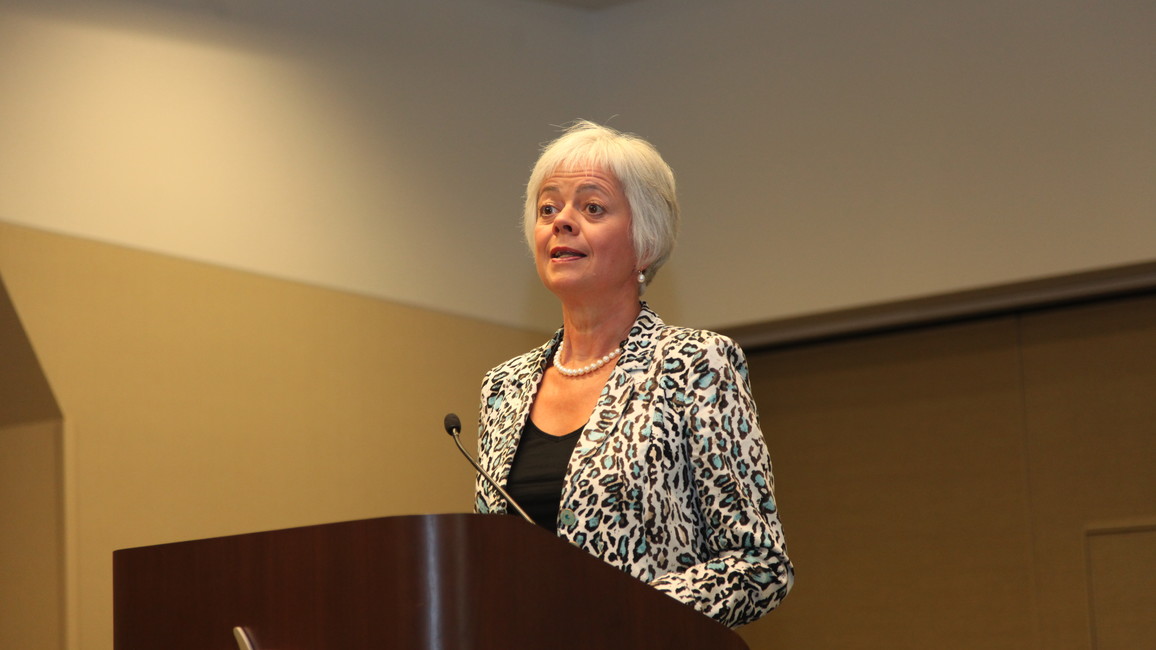 Cornelia Quennet-Thielen spricht auf der GAIN 2015 in San FranciscoCornelia Quennet-Thielen spricht auf der GAIN 2015 in San Francisco