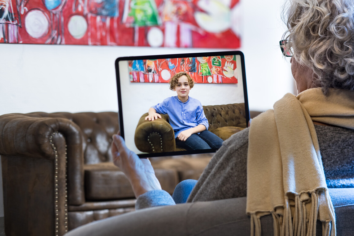 Nähe trotz Distanz: Im Forschungsbereich „Mixed Reality and Visualization“ (mirevi) an der Hochschule Düsseldorf werden interaktive Anwendungen für die Kommunikation von morgen entwickelt.