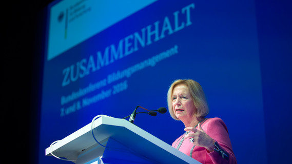 Bundeskonferenz Bildungsmanagement: Die Bundesministerin spricht