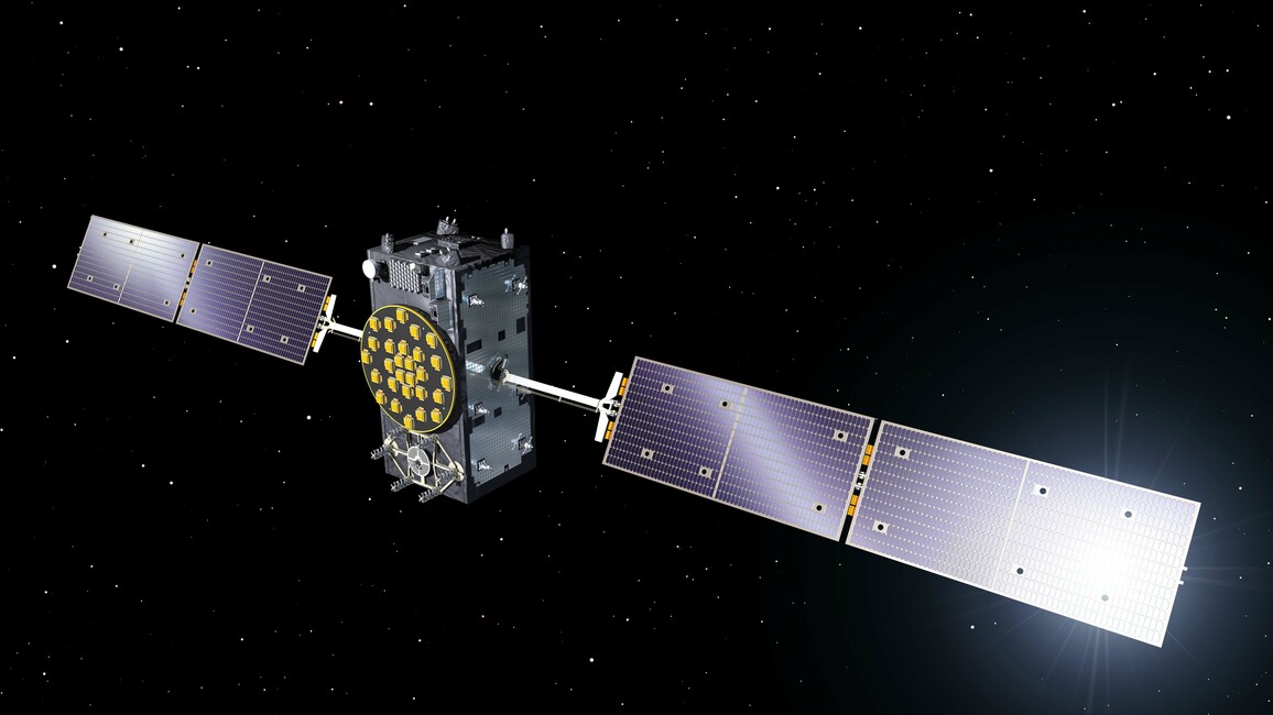 FOC-Satellit im All