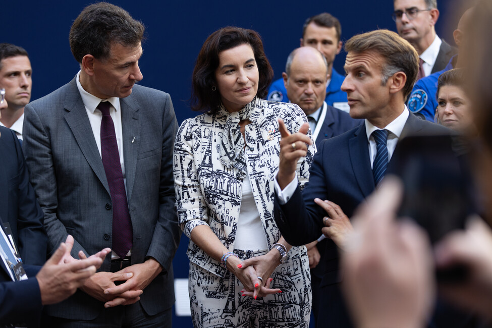 Baptiste, Bär und Macron