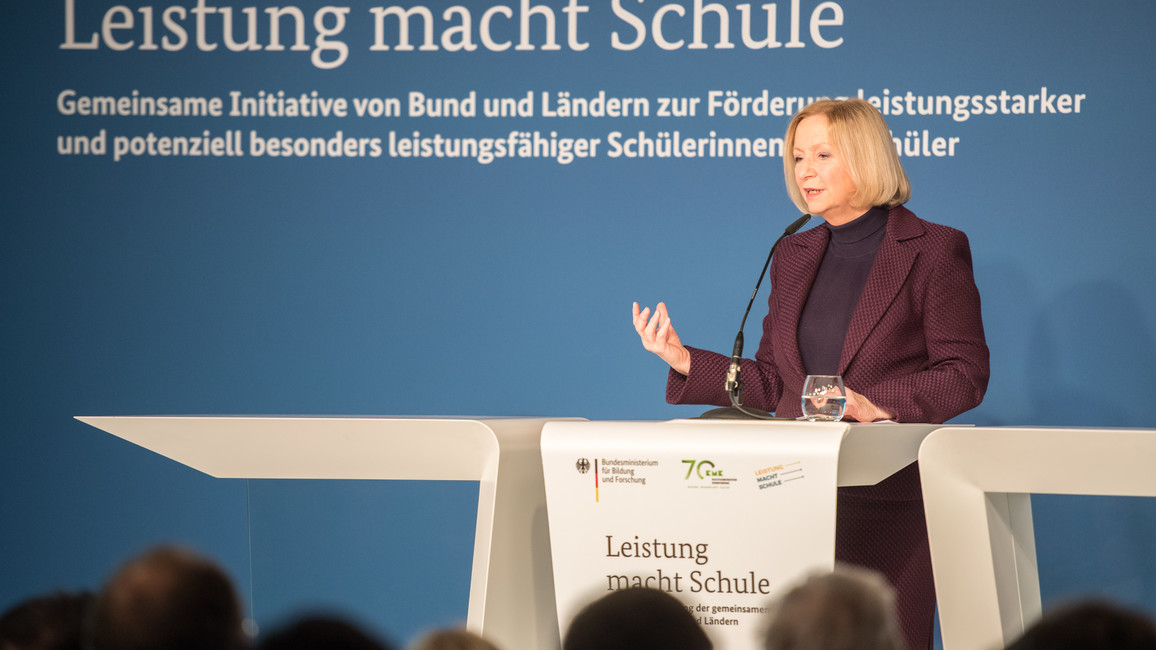 Leistung macht Schule